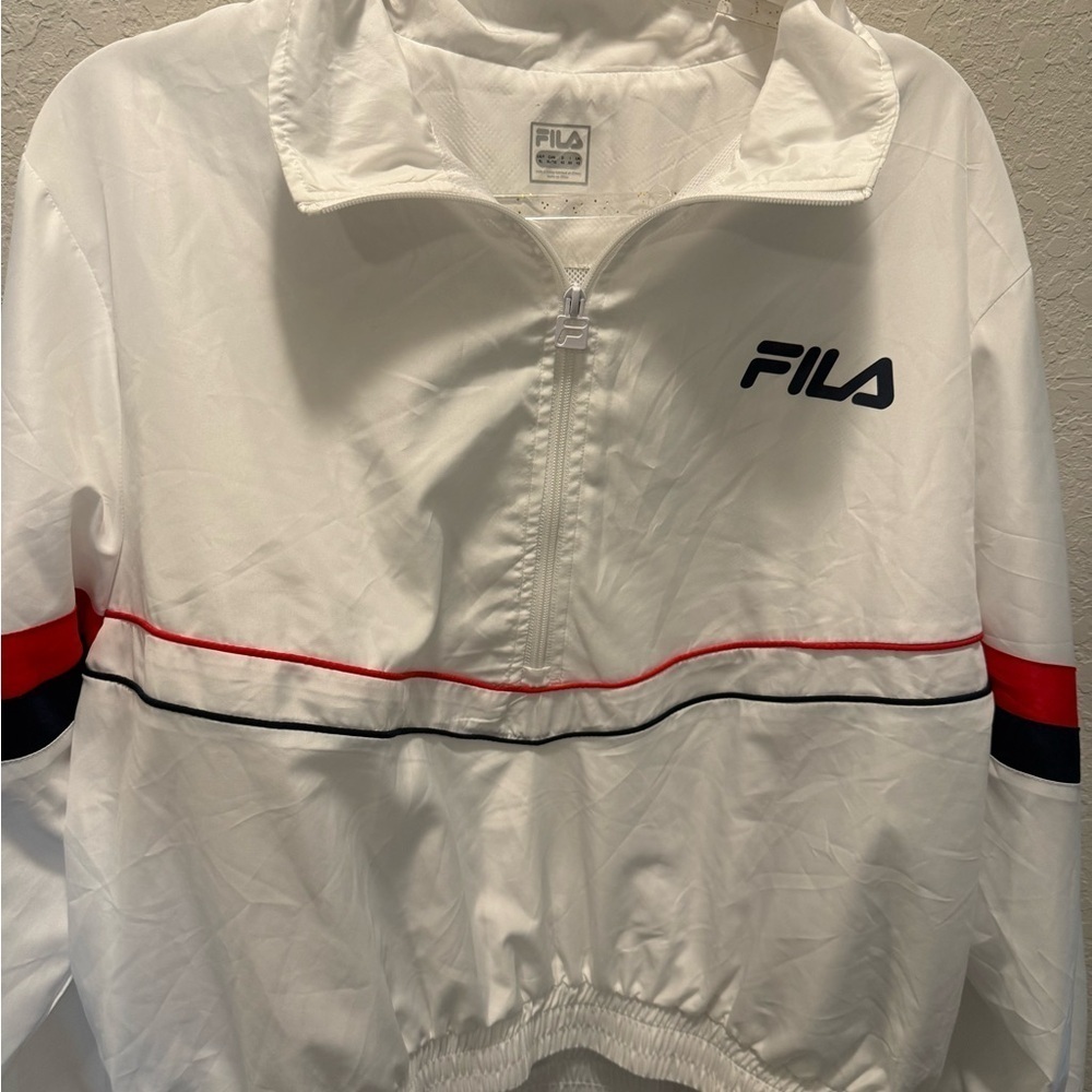 Fila Vintage Style Woman’s White Windbreaker Jacket with  Stripe Sleeve size XL